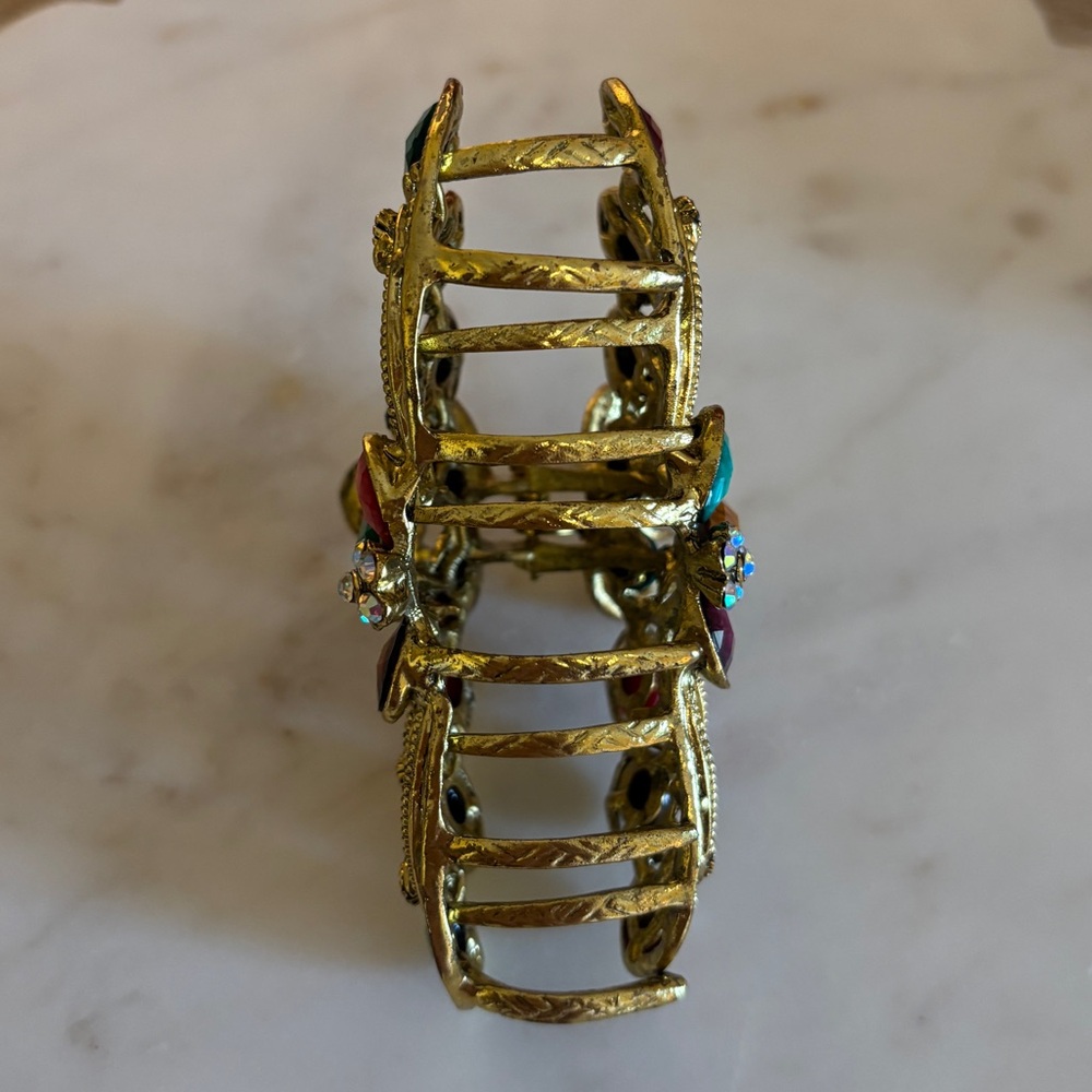 Vintage Jeweled Jaw Clip - Picture 4 of 5